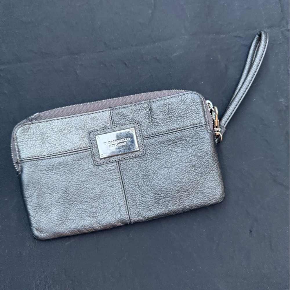 Metallic Silver Leather Wristlet by Tiganello